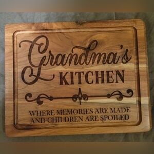 Grandma's Kitchen cutting Serving board custom laser-engraved walnut Handmade